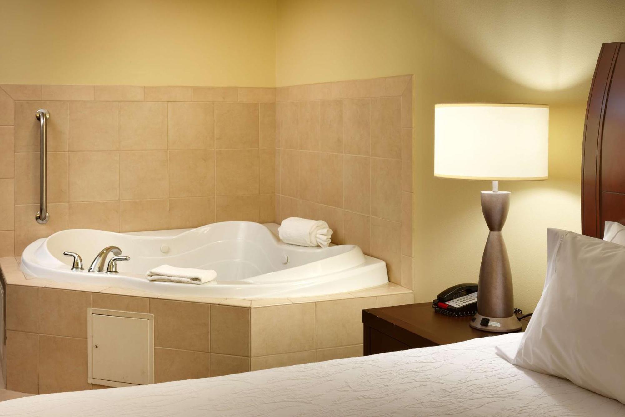 Hilton Garden Inn Clarksville Buitenkant foto