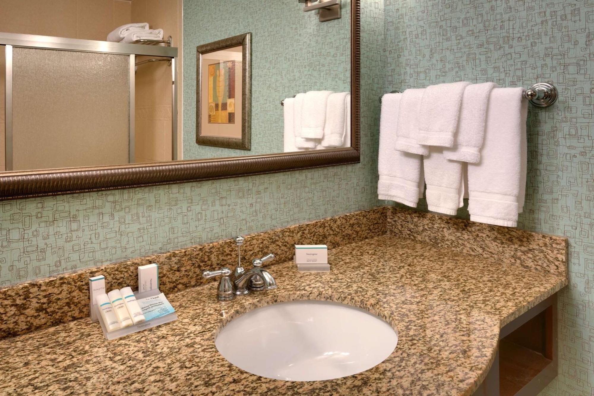 Hilton Garden Inn Clarksville Buitenkant foto